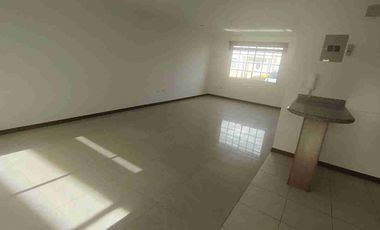 Alquiler casa valle de los chillos