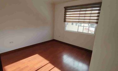 Alquiler casa valle de los chillos