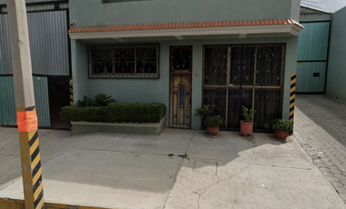 BONITA CASA EN VENTA CON BODEGA. CDAD DE LIBRES. PUEBLA. REMATE BANCARIO