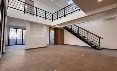 Casa Washington en renta en Lomas del Campanario IV