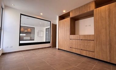 Casa Washington en renta en Lomas del Campanario IV