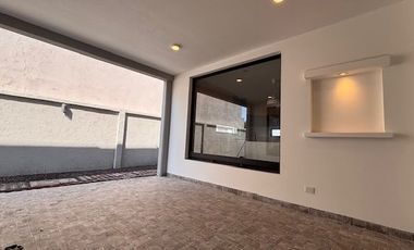 Casa Washington en renta en Lomas del Campanario IV