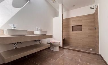 Casa Washington en renta en Lomas del Campanario IV