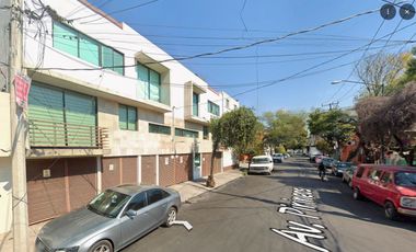 Remate Casa en la del Valle, Benito Juárez  - No solicitamos anticipos lee la descripción