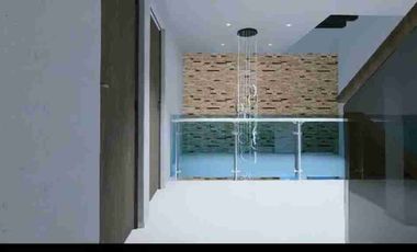 VENTA CASA NUEVA AMPLIA