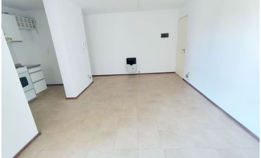 ALQUILA: Dpto 2 Dormitorios + Escritorio, Balcón / B° General Paz