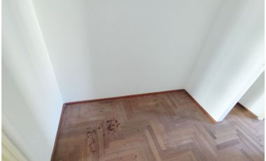 ALQUILA: Dpto 2 Dormitorios + Escritorio, Balcón / B° General Paz