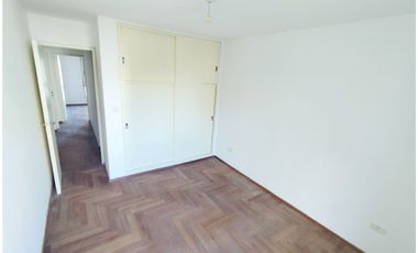 ALQUILA: Dpto 2 Dormitorios + Escritorio, Balcón / B° General Paz