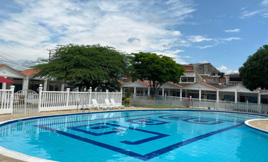 CASA EN VENTA SECTOR BRISAS DE GIRARDOT-  GIRARDOT