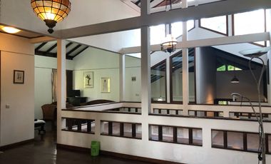 JUAL VILLA LUAS NYAMAN SIAP HUNI SIAP BISNIS SRONDOL BANYUMANIK SEMARANG