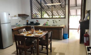 JUAL VILLA LUAS NYAMAN SIAP HUNI SIAP BISNIS SRONDOL BANYUMANIK SEMARANG