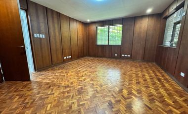 This 700+ sqm Home in Valle Verde 3 with 6-BR & 6 Car Garage is a Rare Lease Opportunity!