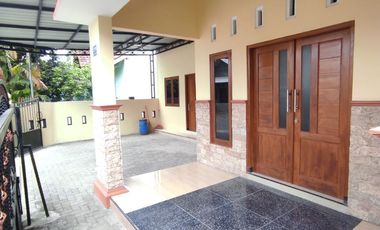 Rumah SHM IMB Milik Sendiri Dekat Pusat Kota Aman Nyaman