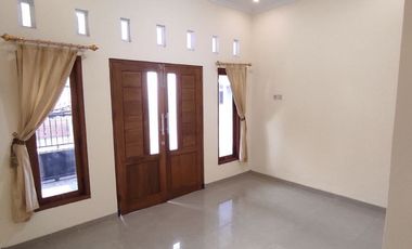 Rumah SHM IMB Milik Sendiri Dekat Pusat Kota Aman Nyaman