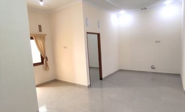 Rumah SHM IMB Milik Sendiri Dekat Pusat Kota Aman Nyaman