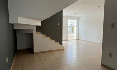 Casa en renta en condominio en Corregidora Queretaro