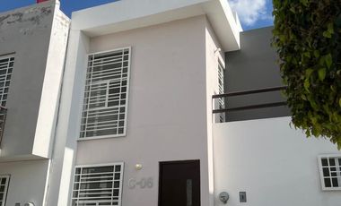 Casa en renta en condominio en Corregidora Queretaro