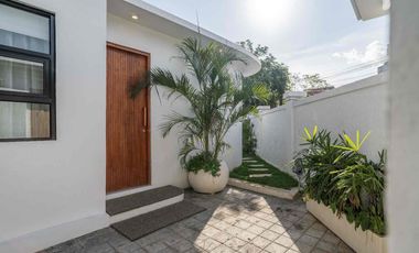 Villa Modern Minimalis Strategis Dekat Tol Nusa Dua