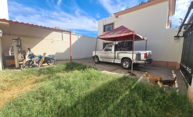 Casa de 3 recamaras en venta ciudad obregón sonora frente parque