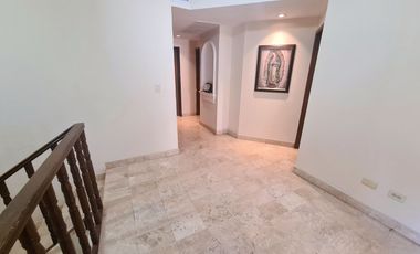 Casa de 3 recamaras en venta ciudad obregón sonora frente parque