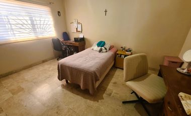 Casa de 3 recamaras en venta ciudad obregón sonora frente parque