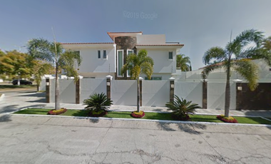 VENTA DE CASA EN JALISCO BUGAMBILIAS ZAPOPAN