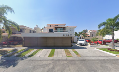 VENTA DE CASA EN JALISCO BUGAMBILIAS ZAPOPAN