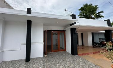 DIJUAL RUMAH HOOK GRIYA DAMAI INDAH KENTEN LAUT PALEMBANG