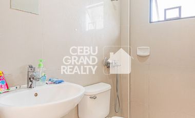 Large 6 Bedroom House with Swimming Pool for Rent in Mactan