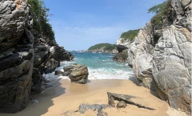 Terreno de 1000 m² Frente a Acantilado con Una Vista Panorámica Única en Venta.