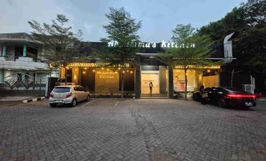 Disewakan ruko siap pakai di raya Taman pinang indah Sidoarjo Parkiran Luas