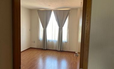 Amplio y Exclusivo Departamento en Bosque Real