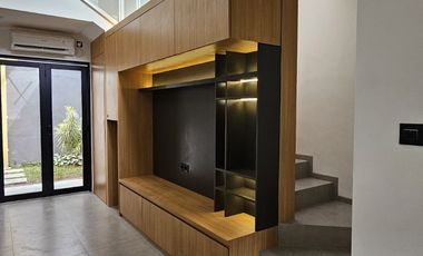 Rumah Cantik di Cluster Graha Raya Bintaro Jaya Semi Furnish Siap Huni Lokasi Ok