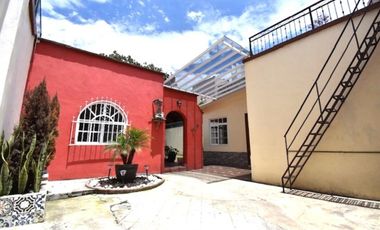 CASA EN VENTA, ¡¡OPORTUNIDAD!!   HOGAR MULTIGENERACIONAL DE UN SOLO NIVEL
