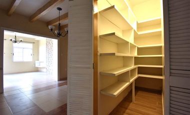 CASA EN VENTA, ¡¡OPORTUNIDAD!!   HOGAR MULTIGENERACIONAL DE UN SOLO NIVEL