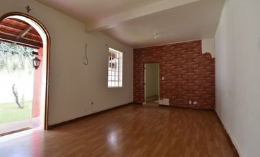 CASA EN VENTA, ¡¡OPORTUNIDAD!!   HOGAR MULTIGENERACIONAL DE UN SOLO NIVEL