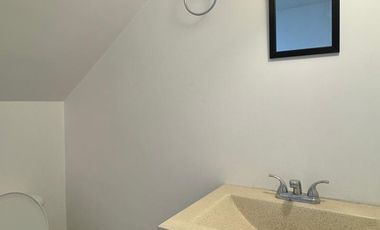 Casa en renta en El Fortín en condominio de 2 recámaras