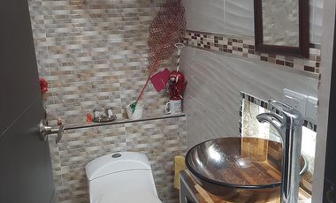 SE VENDE HERMOSA CASA DE DOS PISOS EN CONJUNTO RESIDENCIAL QUETZAL CIUDAD COUNTRY / JAMUNDI
