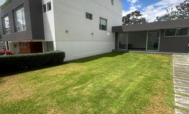 HERMOSO DEPARTAMENTO DE TRES DORMITORIOS ESTILO MODERNO