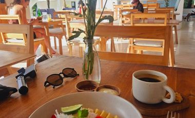 Luxury hotel dan bar restaurant di canggu  badung bali