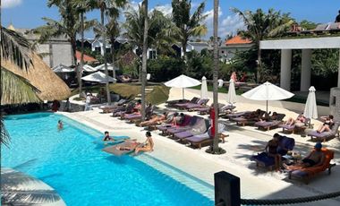 Luxury hotel dan bar restaurant di canggu  badung bali