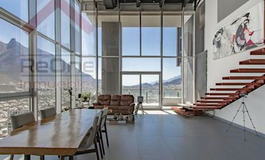 Renta - Venta de Penthouse Amueblado en Torre Micropolis Zona Contry Monterrey