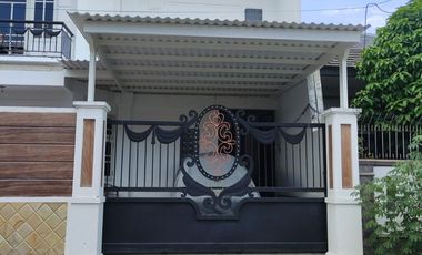 Dijual Rumah Darmo Permai Selatan