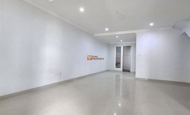 Dekat Pondok Indah & Bintaro, Disewakan Rumah Green Permata Olive 2,5 Lantai Luas 200m unfurnished Rapi Bersih, Pesanggrahan Jakarta Selatan