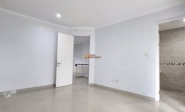 Dekat Pondok Indah & Bintaro, Disewakan Rumah Green Permata Olive 2,5 Lantai Luas 200m unfurnished Rapi Bersih, Pesanggrahan Jakarta Selatan