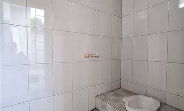 Dekat Pondok Indah & Bintaro, Disewakan Rumah Green Permata Olive 2,5 Lantai Luas 200m unfurnished Rapi Bersih, Pesanggrahan Jakarta Selatan