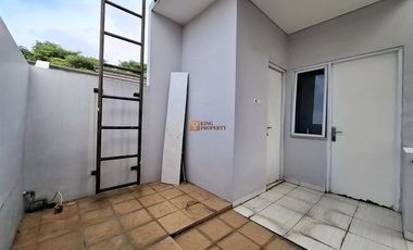 Dekat Pondok Indah & Bintaro, Disewakan Rumah Green Permata Olive 2,5 Lantai Luas 200m unfurnished Rapi Bersih, Pesanggrahan Jakarta Selatan