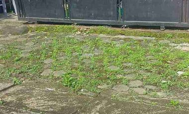 DIJUAL RUMAH SIAP HUNI DEKAT SMA TARUNA NUSANTARA 

Luas tanah 150 m2
Kt 2 , Km 2
dapur , Gudang 
SHM 
AKSES MOBIL 
HARGA 350 Juta nego