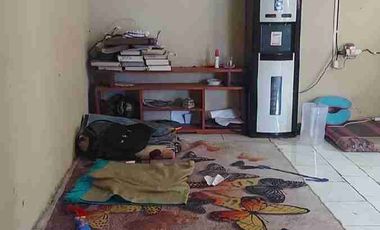 DIJUAL RUMAH SIAP HUNI DEKAT SMA TARUNA NUSANTARA 

Luas tanah 150 m2
Kt 2 , Km 2
dapur , Gudang 
SHM 
AKSES MOBIL 
HARGA 350 Juta nego