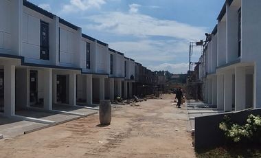 RUMAH KOMERSIL 2 LANTAI HARGA 90JTAN CICILAN 600 RIBU DEKAT TOL DEKAT 4 KAWASAN PURWAKARTA JAWA BARAT